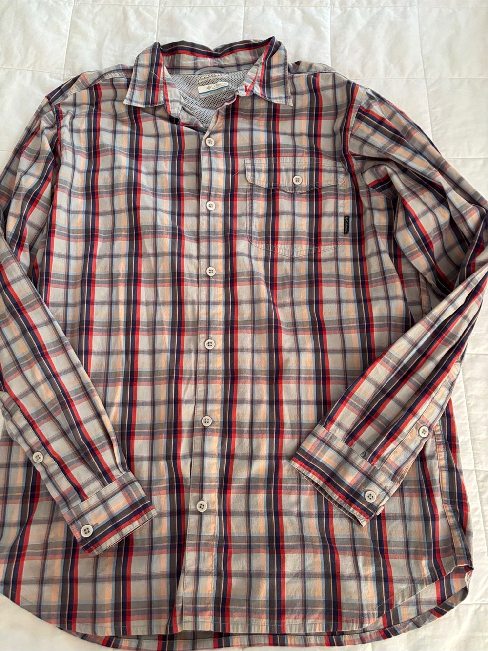 Columbia men’s large Vintage wicking button down plaid